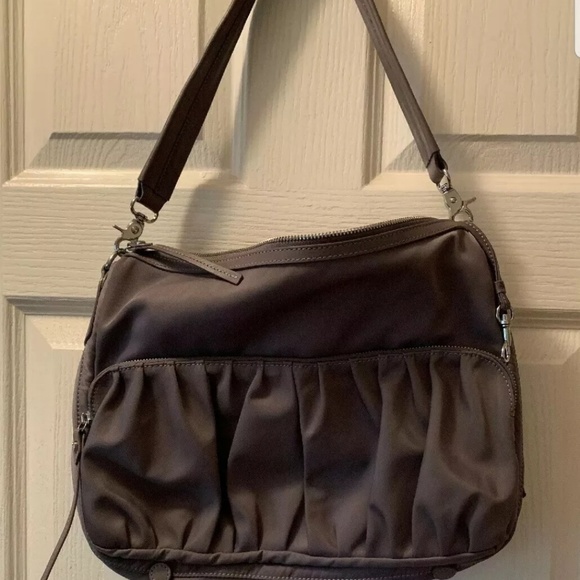 Mz Wallace belle - Picture 4 of 8